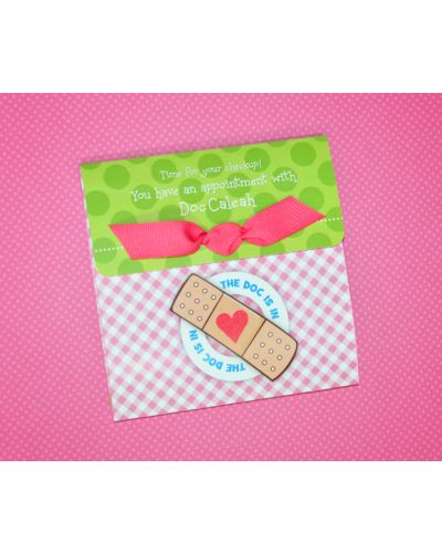 Ultimate Doc McStuffins Tri-Fold Photo Birthday Invitation Pink Gingham, 16 count